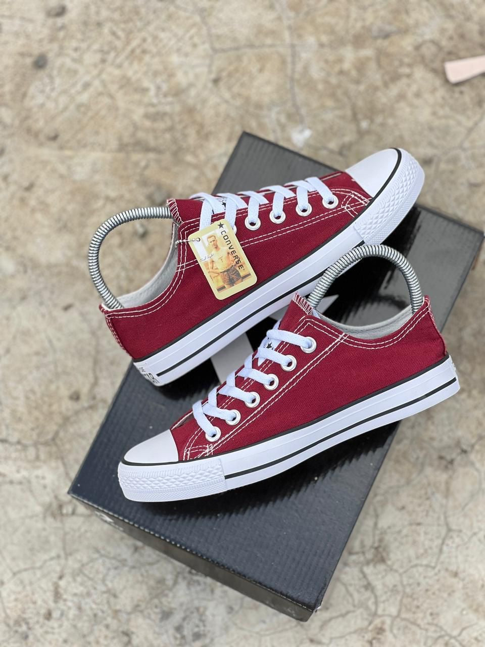 All Star Converses ( basses )